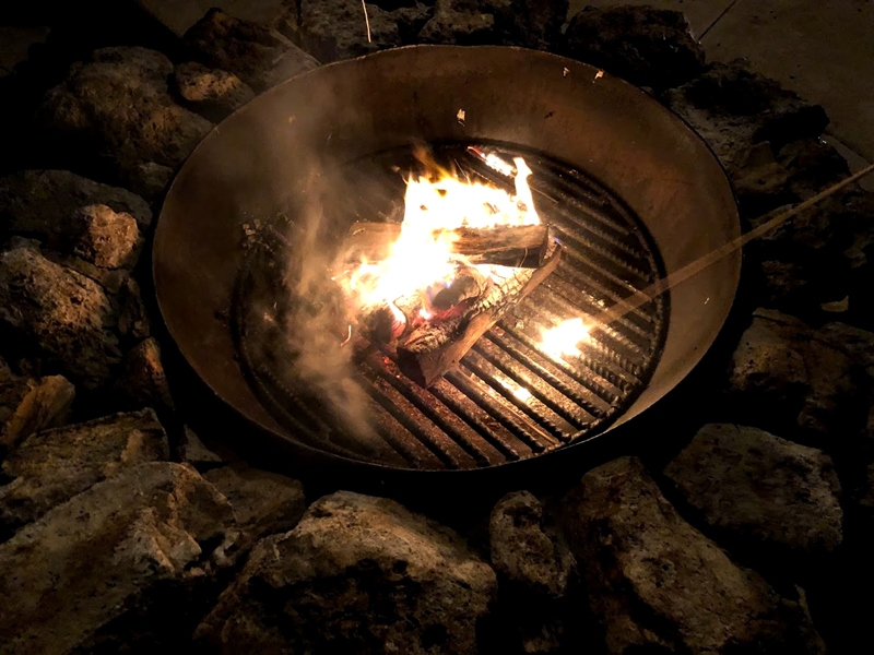 Chip 'n' Dale's Campfire - a fogueira do Tico e Teco